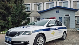 В Слободском инспекторы ДПС помогли доставить женщину в больницу