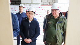 Никита Нагорный побывал на строительной площадке фиджитал-центра в Кирове