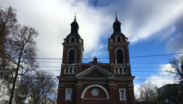 Кировским католикам закрыли доступ в Александровский костёл даже за деньги