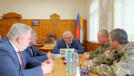 Губернатор Кировской области обсудил с командиром полка помощь мобилизованным кировчанам