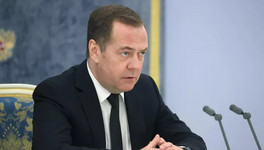 Дмитрий Медведев заявил, что Польша может получить «долю радиоактивного пепла»