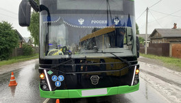 В Кирове автобус сбил 80-летнего велосипедиста