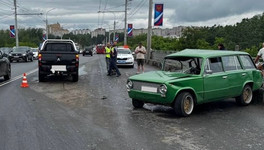 В Кирове на Воровского столкнулись ВАЗ и Mitsubishi