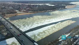 На реке Вятке в черте Кирова начался ледоход. Фото и видео