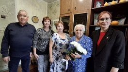 В Кирове труженица тыла отметила 100-летний юбилей