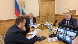 Губернатор Александр Соколов остался недоволен ответами чиновников кировчанам после прямого эфира