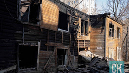 Фоторепортаж с места пожара на Володарского, 72а: что это был за дом и что от него осталось