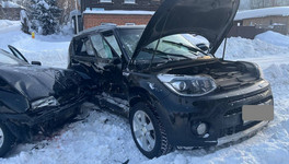 В Слободском в аварии пострадали три человека