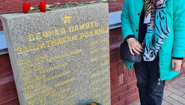 В Кирове переустановили памятник ветеранам с завода «Крин»