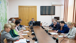 Около 350 детей-сирот из Кирова получат жильё