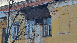 В Кирове обвалились части стен ещё двух исторических домов