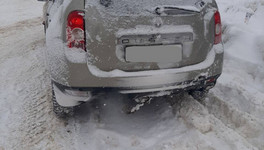 На трассе под Советском столкнулись легковушка и грузовик, есть пострадавшая