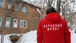 В Кирове аварийный дом четвертый месяц заливает канализация из-за бездействия УК