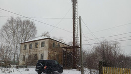 В Зуевском районе администрацию заставили принять на баланс трубу