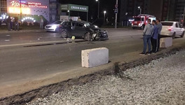 На Ленина пьяный водитель врезался в бетонный блок