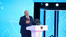 Александр Лукашенко призвал Россию и Украину закончить «драчку»