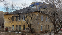 В Кирове из-за схода льда обесточило дом на улице Красина