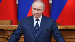 Приказ о награждении отца Владимира Путина подписал уроженец Кировской области