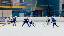 На всероссийских соревнованиях в Кирове сыграют хоккеисты старшей возрастной группы