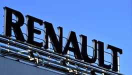 Компания Renault останавливает свою деятельность в России