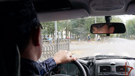 В Кирове росгвардейцы задержали мужчину с шоколадом и сковородой