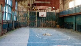 Спортивную школу в Кикнуре начали ремонтировать