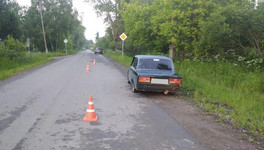В Зуевке ВАЗ сбил двух пешеходов