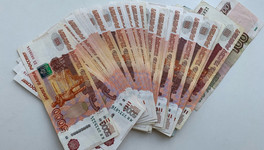 В Вятских Полянах местная жительница передала мошенникам почти 2,5 млн рублей