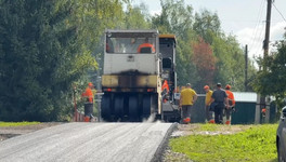 В Дороничах укладывают асфальт на девяти улицах