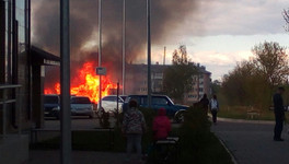 В Слободском сгорел гараж для мотоциклов