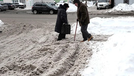 В Кирове закончились деньги на вывоз снега с улиц
