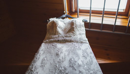 Кировчанка потеряла деньги, продавая на «Авито» свадебное платье