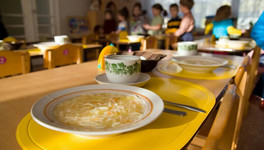 Стоимость питания в детских садах Кирова вырастет до 174 рублей в день