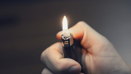 Заксобрание повторно рассмотрит законопроект о запрете продажи подросткам зажигалок