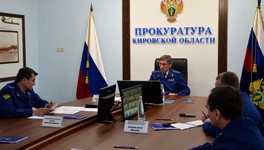 Замгенпрокурора Шишкин обсудил в Кирове проблемы ЖКХ и аварийного жилья