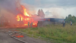 В Кирсе молния попала в жилой дом во время грозы