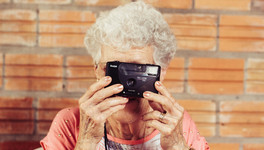 В Кирове ищут очаровательных бабушек для участия в фотопроекте