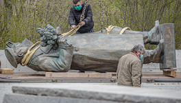 Следком возбудил уголовное дело из-за сноса памятника маршалу Коневу в Чехии