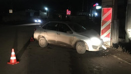 В Кирове 22-летний пьяный водитель врезался в опору теплотрассы