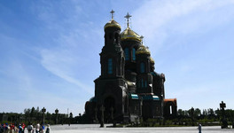 В подмосковном парке «Патриот» молния ударила в трёх человек. Один погиб