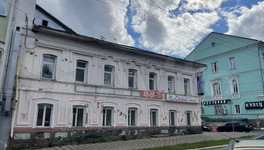В центре Кирова продают старинный купеческий дом