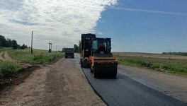 В Уржумском районе отремонтировали дорогу к родине Васнецова