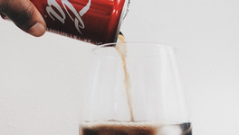 Российский производитель выпустил первые аналоги Coca-Cola и Sprite