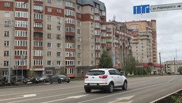 В Кирове из-за новых дорожных знаков изменилась схема движения на перекрёстке улиц Ленина и Рудницкого