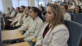 Более 280 кировских абитуриентов поступили в медвузы по целевому набору