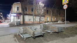 На Ленина в Кирове убрали ограждения у дороги