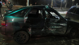В Кирове в результате массового ДТП пострадали два человека