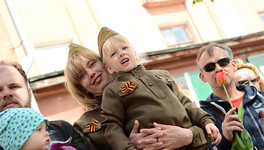 «Бессмертный полк», парад ретро-автомобилей и фейерверк: программа празднования Дня Победы в Кирове