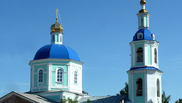 В Успенском соборе освятили новый иконостас