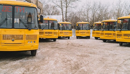 В школах Кировской области появятся новые автобусы